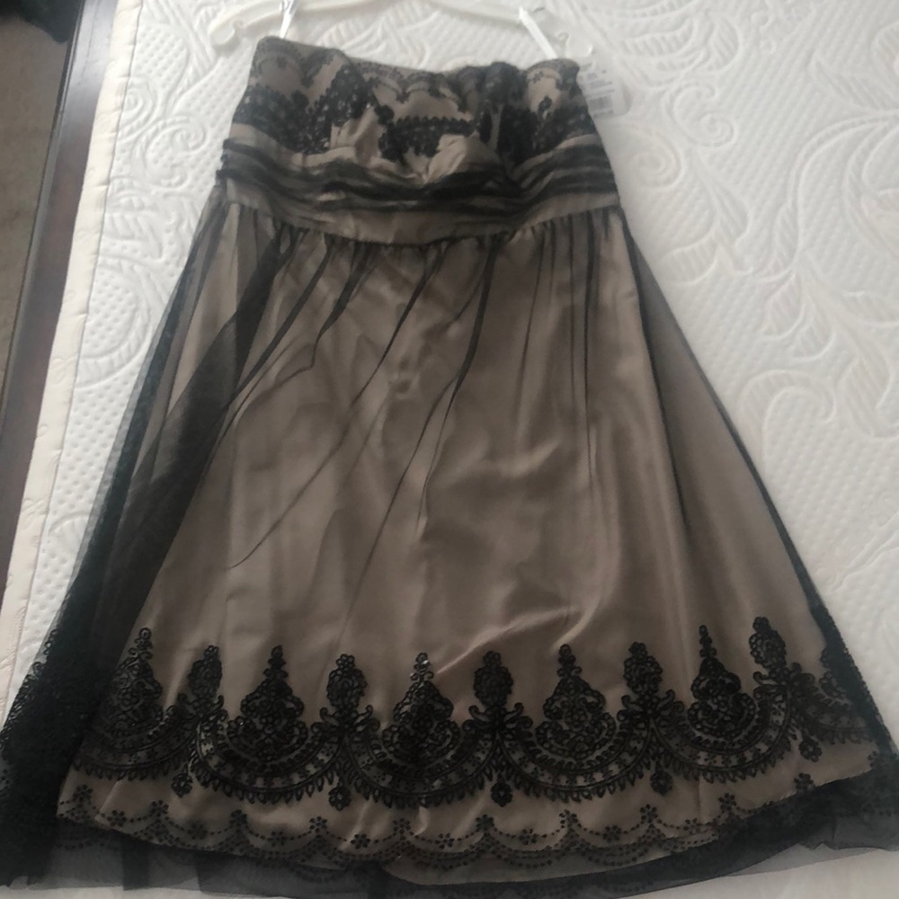 Ladies Strapless Cocktail Dress
